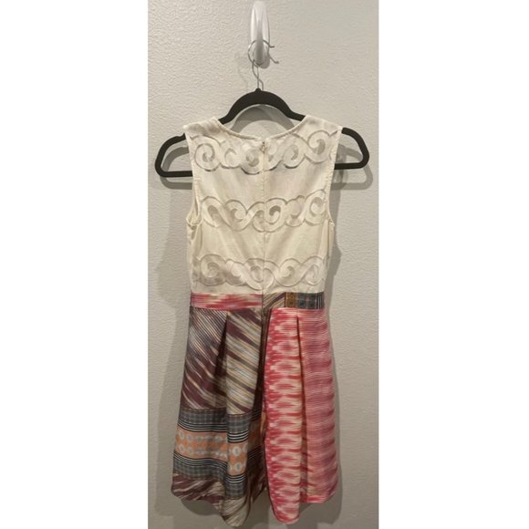 WESTON Mismado Lace Mini Dress - Picture 4 of 5